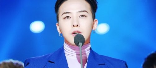 G-Dragon in Gaon Chart Music Awards, 2016 (Photo: gasi0308 (CC by 2.0))