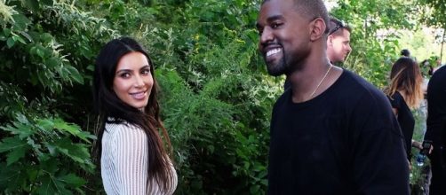 Kim Kardashian And Kanye West Hire Surrogate Mother – Image via YouTube/E! News