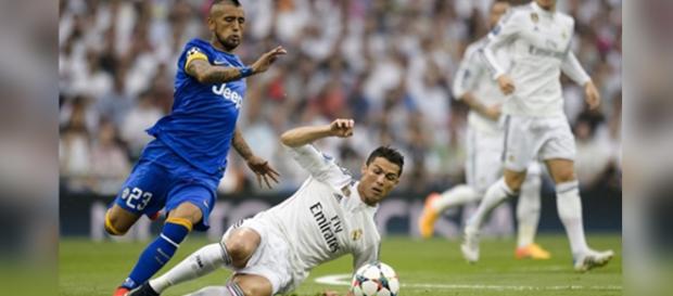 Arturo Vidal se enfrenta a Cristiano Ronaldo Arturo Vidal se enfrenta a Cristiano Ronaldo