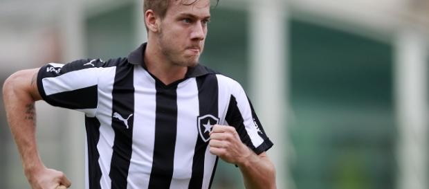 O atacante deve seguir rumo ao futebol português. ( Foto: Reprodução) O atacante deve seguir rumo ao futebol português. ( Foto: Reprodução)