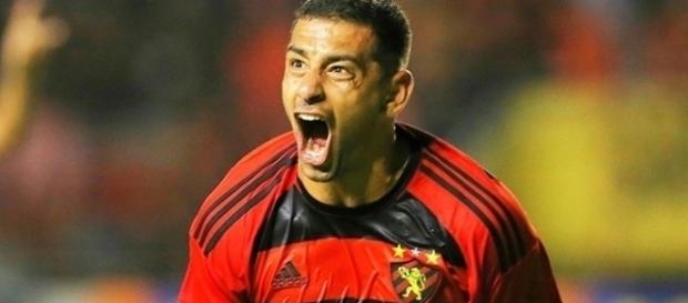 O meia Diego Souza está sendo convocado pelo técnico Tite (Foto: Reprodução) O meia Diego Souza está sendo convocado pelo técnico Tite (Foto: Reprodução)