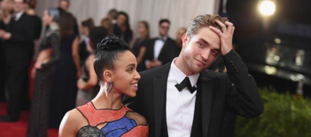 Robert Pattinson and FKA Twigs. - YouTube.com Robert Pattinson and FKA Twigs. - YouTube.com