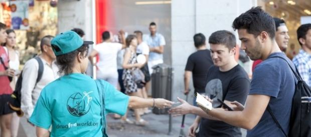 Voluntaria de España sin Drogas Voluntaria de España sin Drogas