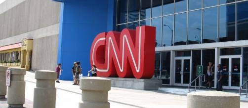CNN Health Producer caught disapproving of network coverage - (CC BY)