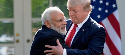 Modi meeting Trump... -image source Pixabay.com