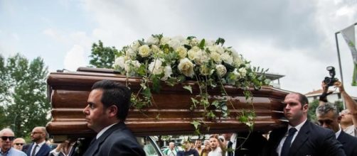 Celebrati a Milano i funerali di Paolo Limiti (Fonte: ansa.it)