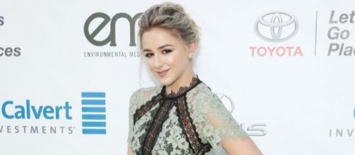 Chloe Lukasiak shared that "Dance Moms" season 7B will not be the same like the previous ones. (via Blasting News library)