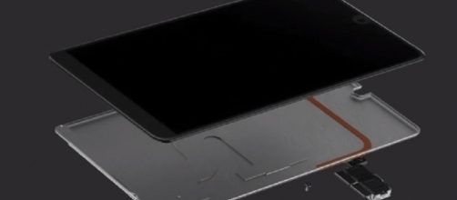 The Essential Phone was spotted on FCC/Photo via Essential