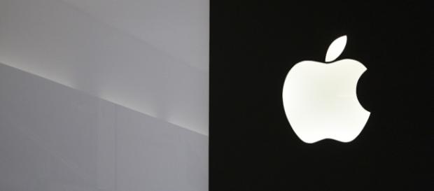 Apple's iOS 11 will allow Bluetooth use in Airplane mode/Photo via Cristiano Betta, Flickr Apple's iOS 11 will allow Bluetooth use in Airplane mode/Photo via Cristiano Betta, Flickr