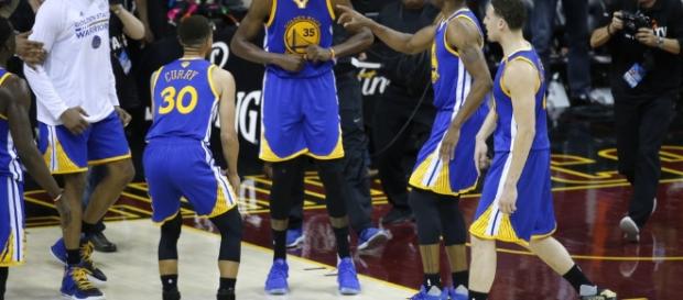 En su primera temporada en los Warriors Durant ha ganado el anillo de campeón - nacion.com En su primera temporada en los Warriors Durant ha ganado el anillo de campeón - nacion.com