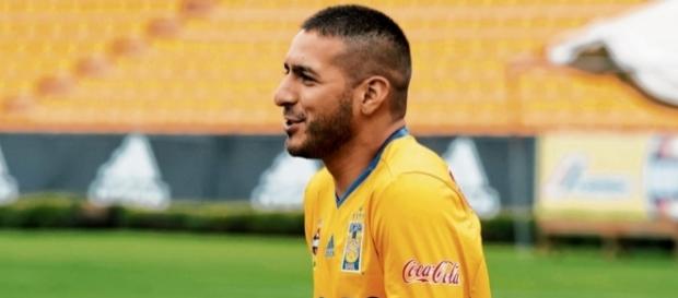 Isamel Sosa en problemas con los aficionados Isamel Sosa en problemas con los aficionados