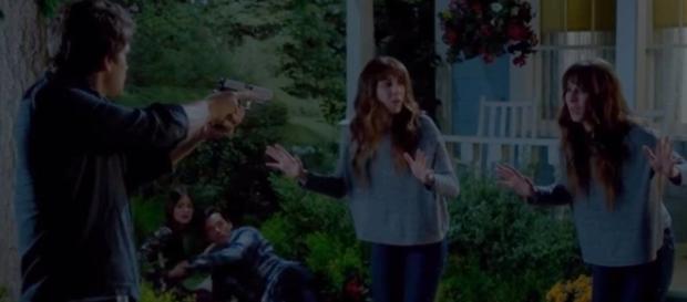 Pretty Little Liars: L'identità di A.D. è rivelata - Ecco la sua ... - gingergeneration.it Pretty Little Liars: L'identità di A.D. è rivelata - Ecco la sua ... - gingergeneration.it