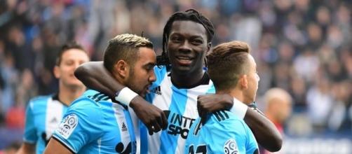 Foot OM - OM : Bafé Gomis exige un salaire de Premier League pour ... - foot01.com