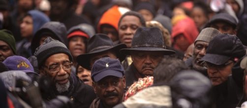 A photo showing protesters for Laquan McDonald - Flickr/niXerKG