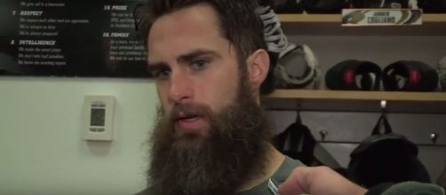 Patrick Eaves resigns with the Rangers - [Image via Anaheim Ducks/YouTube screencap]