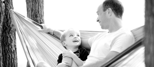 Spending more time with dad can boost child's intelligence, study claims. [Image via Pixabay/pixabay.com]