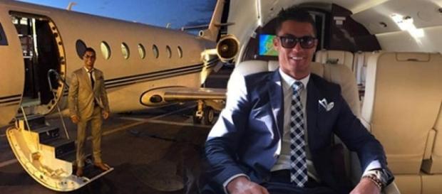 Cristiano Ronaldo en su jet privado, valuado en 19 millones de euros Cristiano Ronaldo en su jet privado, valuado en 19 millones de euros