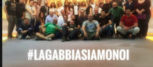 'La Gabbia' di Paragone chiude su La7. 'La Gabbia' di Paragone chiude su La7.