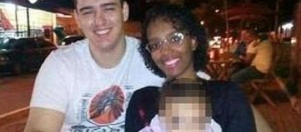 Mulher é acusada de sequestrar a própria filha Mulher é acusada de sequestrar a própria filha
