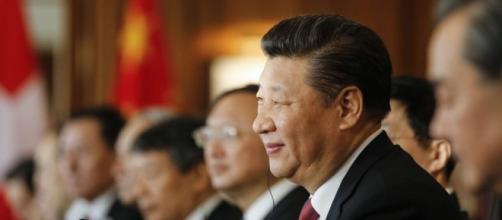 Trump Breaks Ice With China's Xi in Letter Seeking 'Constructive Ties' - voanews.com