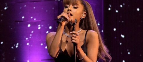 Ariana Grande's Manchester Tribute Concert Sold Out in Minutes ... - seventeen.com