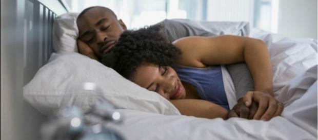 Um bom relacionamento deixa as mulheres mais felizes Um bom relacionamento deixa as mulheres mais felizes