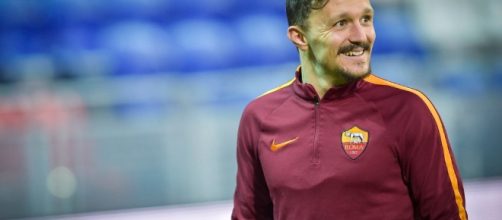 Mario Rui, terzino portoghese della Roma, è in procinto di trasferirsi al Napoli - forza-roma.com