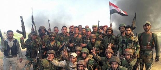 Le truppe regolari siriane hanno messo in fuga le ultime sacche di resistenza dell'Isis dalla regione di Aleppo Le truppe regolari siriane hanno messo in fuga le ultime sacche di resistenza dell'Isis dalla regione di Aleppo