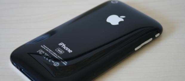 The original iPhone | credits wikimedia commons. The original iPhone | credits wikimedia commons.