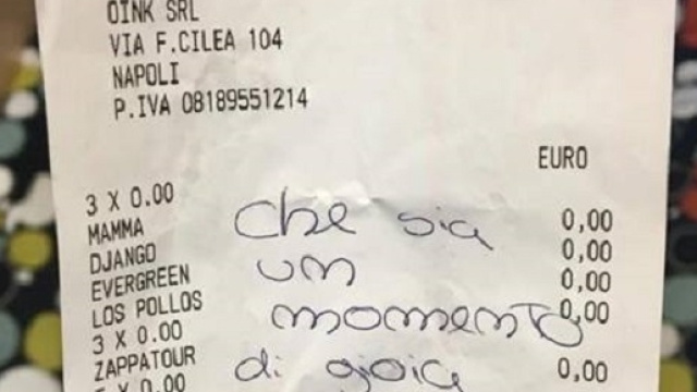 Gestore di una paninoteca napoletana offre la cena ai pazienti oncologici del Policlinico di Napoli