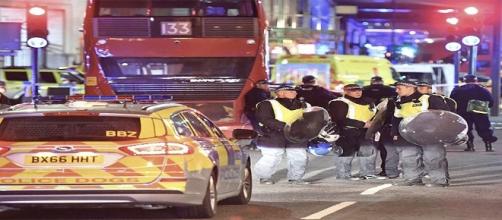 Incident at London Bridge (express.co.uk)