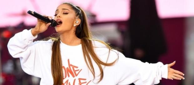 Ariana Grande returns to Manchester for benefit concert (Photo via BBC Music/Twitter) Ariana Grande returns to Manchester for benefit concert (Photo via BBC Music/Twitter)