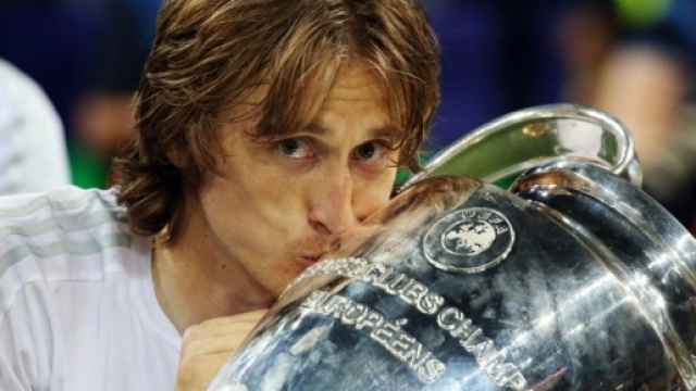 Real Madrid : Un ancien madrilène veut voir Modric Ballon d'Or !