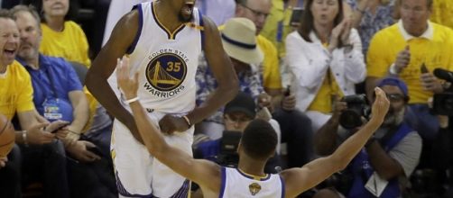 Warriors battono Cavs 132 a 113