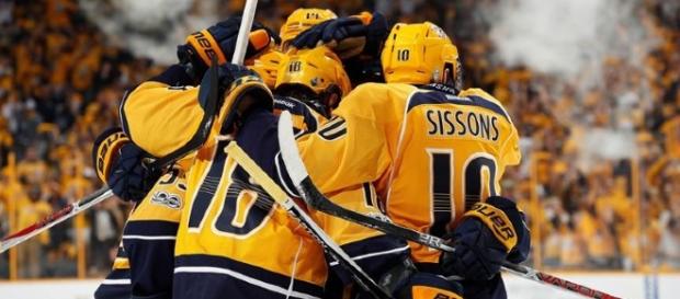 Los Predators buscarán empatar la serie a 2. NHL.com. Los Predators buscarán empatar la serie a 2. NHL.com.