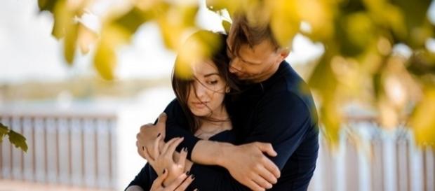 O homem certo, sabe o valor que a sua mulher tem, não olha para o seu próprio umbigo e reconhece a sua companheira (Foto: Reprodução) O homem certo, sabe o valor que a sua mulher tem, não olha para o seu próprio umbigo e reconhece a sua companheira (Foto: Reprodução)