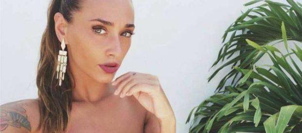 Sonia Lorenzini, le foto della tronista di Uomini e Donne (Foto ... - pourfemme.it Sonia Lorenzini, le foto della tronista di Uomini e Donne (Foto ... - pourfemme.it