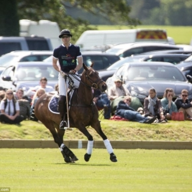 Prince William joins at the Beautort charity polo match | Daily ... - dailymail.co.uk