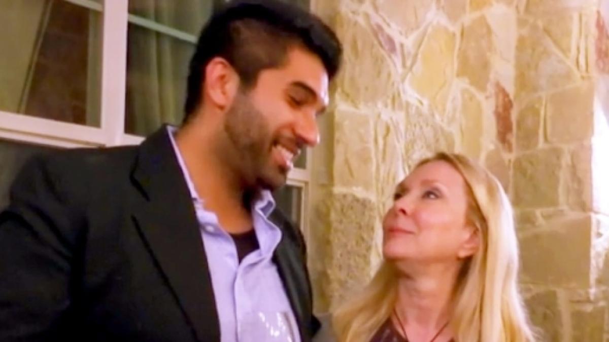 Simon Saran Roasts Farrah Abraham S Mom Debra