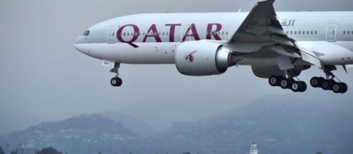 Qatari planes banned from Egyptian and Saudi air space - BBC News - bbc.com