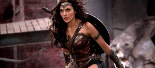 'Wonder Woman' actress Gal Gadot gets praised for superhero role. (Photo: nerdist.com)