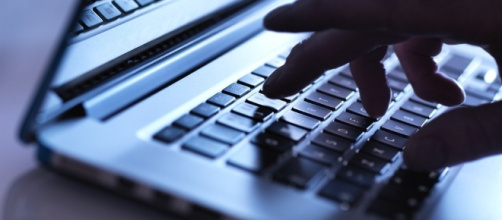 Cyberbullismo: dal 18 giugno in vigore la nuova legge - agenziaimpress.it