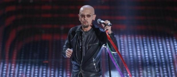 Festival di Sanremo, Enrico Ruggeri lancia la bomba: 'La gara è pilotata' | lastampa.it Festival di Sanremo, Enrico Ruggeri lancia la bomba: 'La gara è pilotata' | lastampa.it