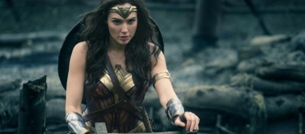 Gal Gadot reportedly signed on for "Wonder Woman" sequel. (Blasting News photo gallery) Gal Gadot reportedly signed on for "Wonder Woman" sequel. (Blasting News photo gallery)
