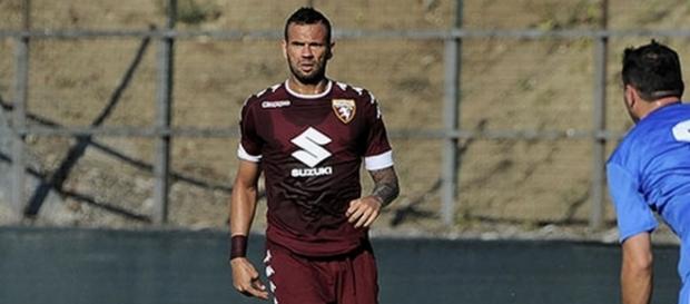 Jogador atuou na última temporada pelo Torino Jogador atuou na última temporada pelo Torino