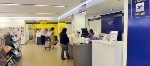 La Banque Postale de Tournon sur Rhône "méprise" le client dans La République En Marche La Banque Postale de Tournon sur Rhône "méprise" le client dans La République En Marche