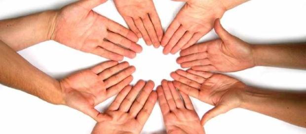 Lavorare nel no-profit si può, una professione che unisce ideali e competenza. Lavorare nel no-profit si può, una professione che unisce ideali e competenza.