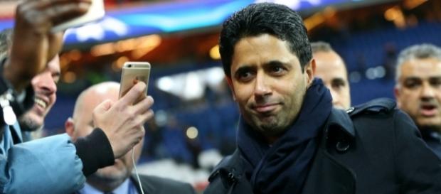 Le président du Paris Saint Germain prépare un très beau cadeau pour ce footballeur. Le président du Paris Saint Germain prépare un très beau cadeau pour ce footballeur.