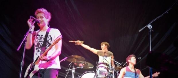 Luke Hemmings, Arzaylea split/ Wikimedia Commons By User:Narrystylnson Luke Hemmings, Arzaylea split/ Wikimedia Commons By User:Narrystylnson