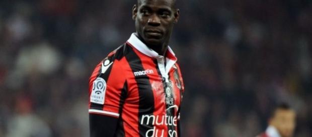 Mario Balotelli sous les couleurs de Nice Mario Balotelli sous les couleurs de Nice
